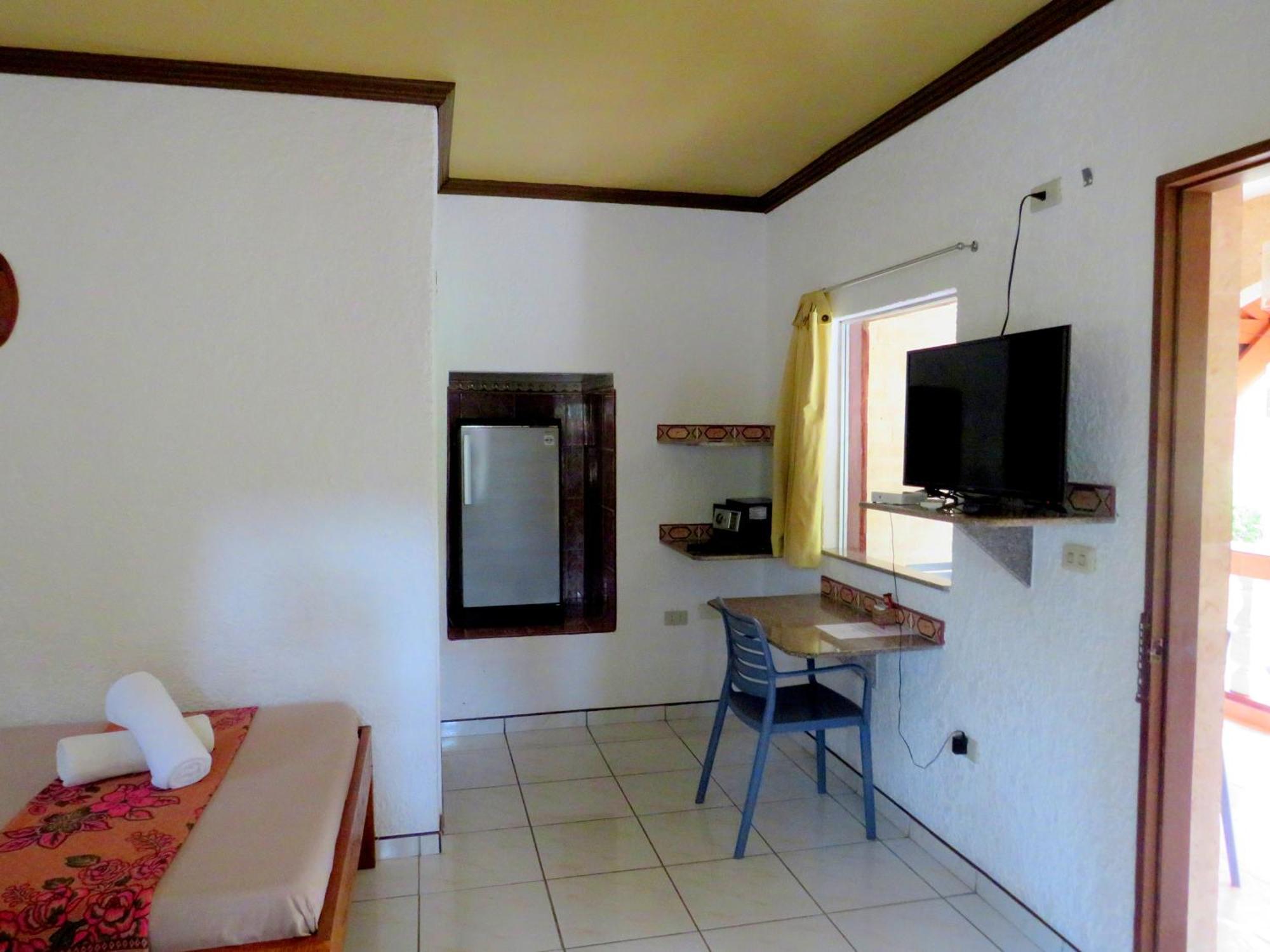 Alonaland Resort 邦劳 外观 照片